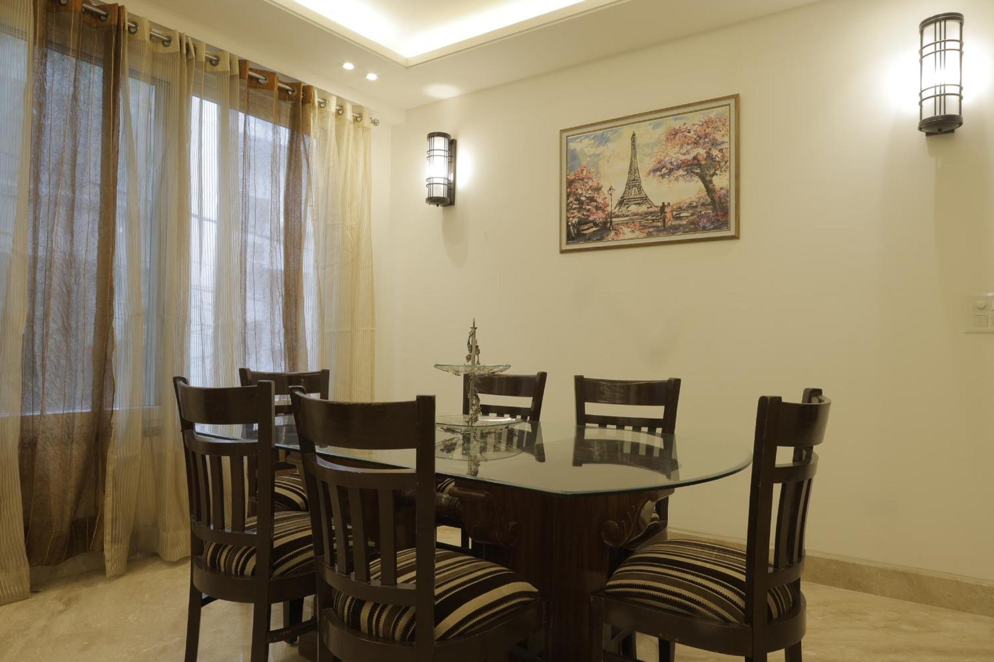 Under My Roof Superio Bed & Breakfast New Delhi Exterior photo