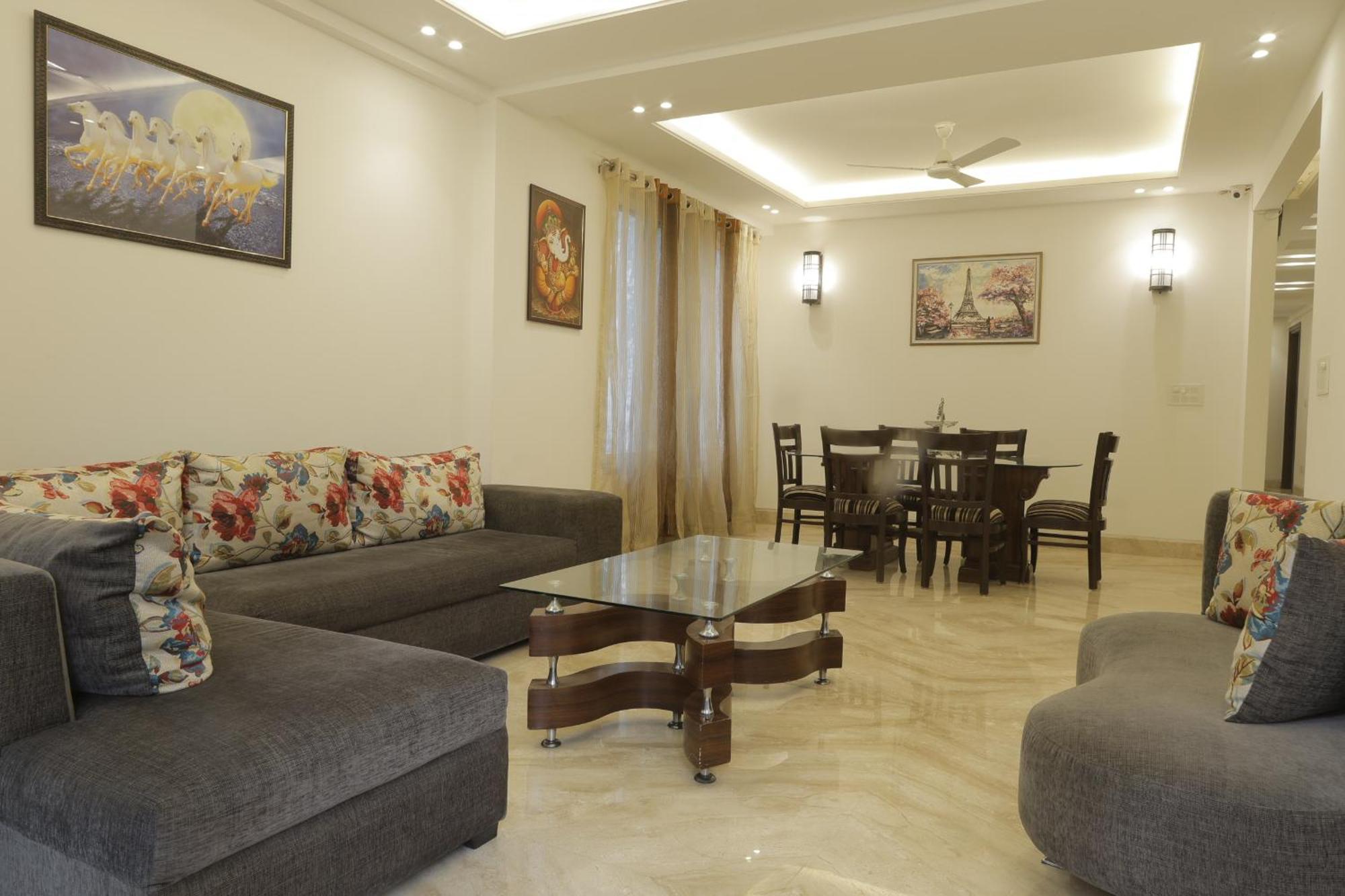 Under My Roof Superio Bed & Breakfast New Delhi Exterior photo