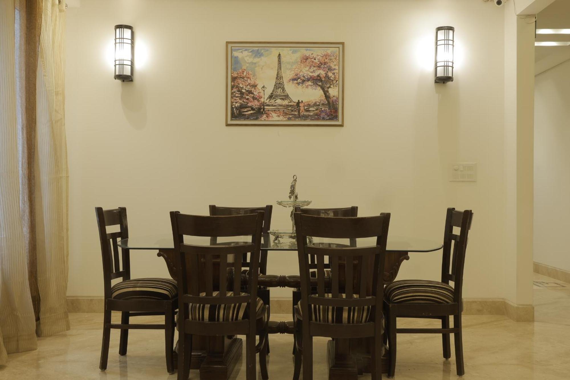 Under My Roof Superio Bed & Breakfast New Delhi Exterior photo